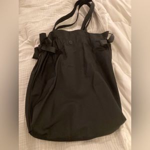 Lulu tote bag